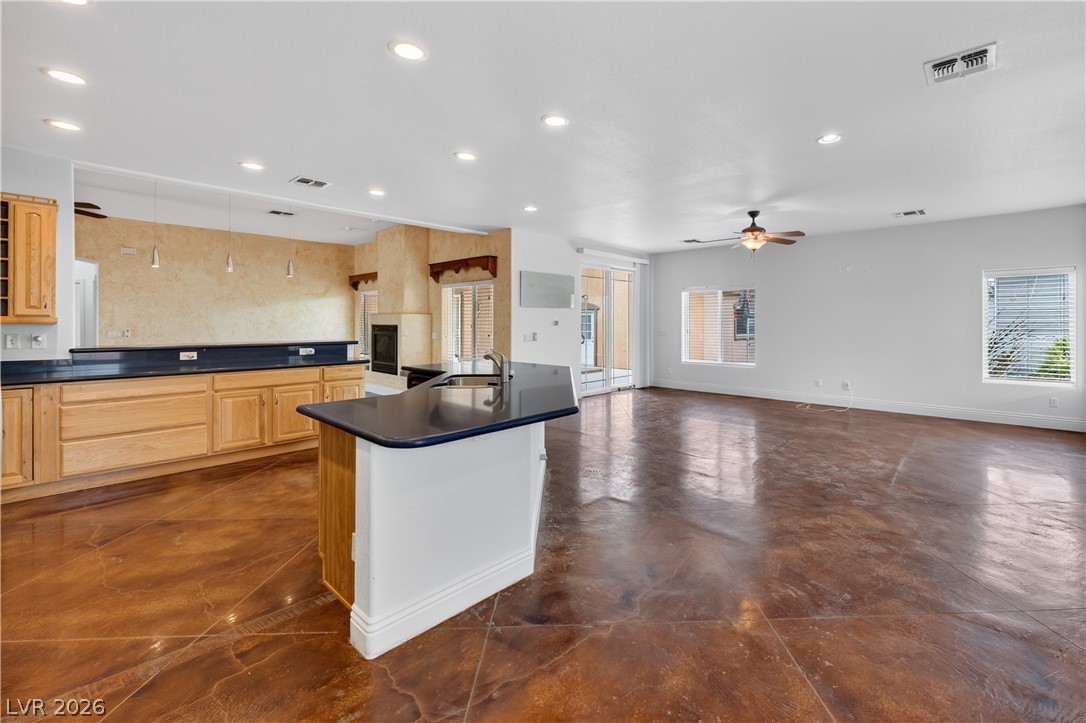 124 East Ford Avenue Las Vegas NV 89123