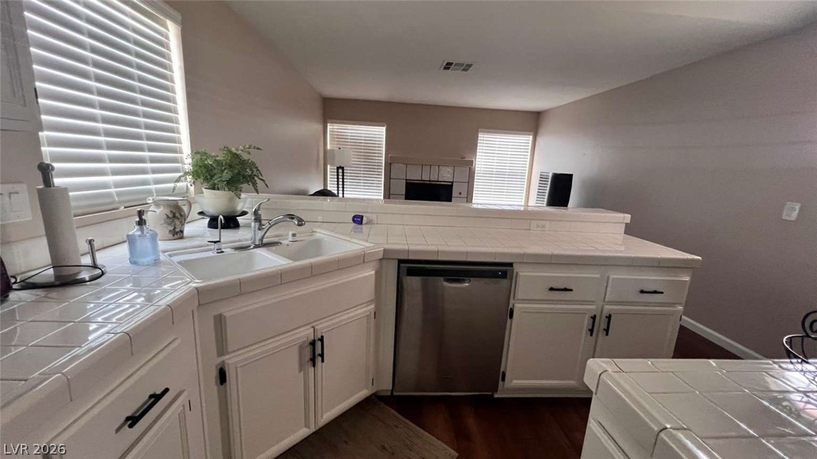 2111 Akamine Avenue North Las Vegas NV 89031