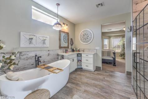 1593 Valley Home Court Logandale NV 89021