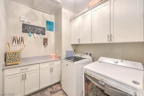 1593 Valley Home Court Logandale NV 89021