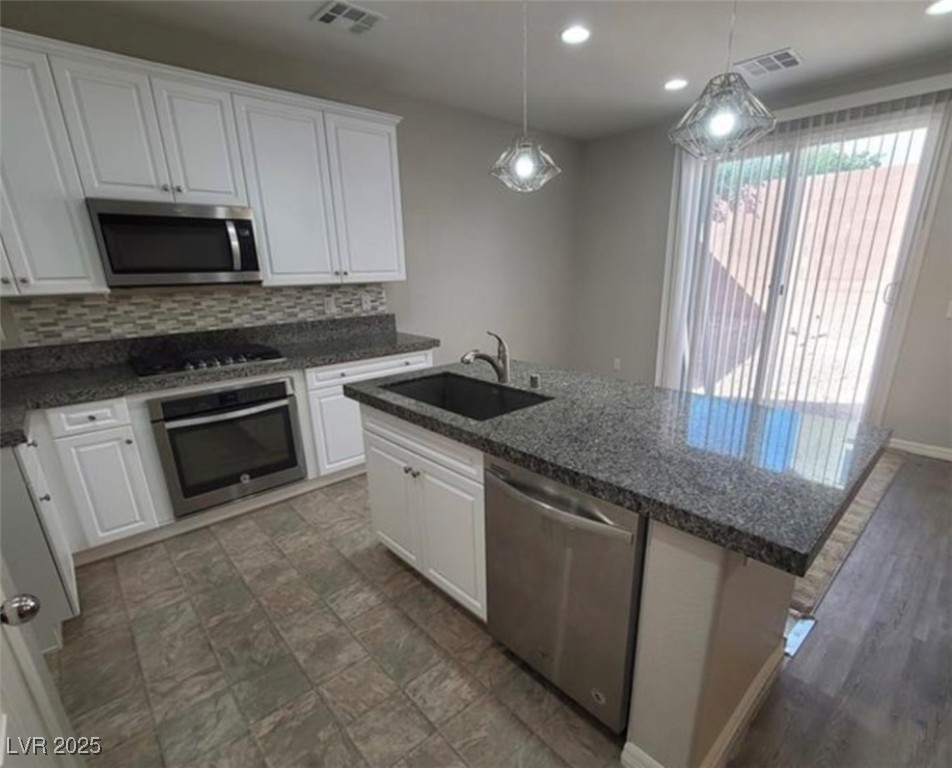5738 Bear Springs Street North Las Vegas NV 89031