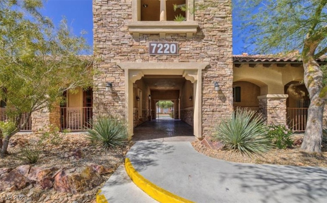 5738 Bear Springs Street North Las Vegas NV 89031