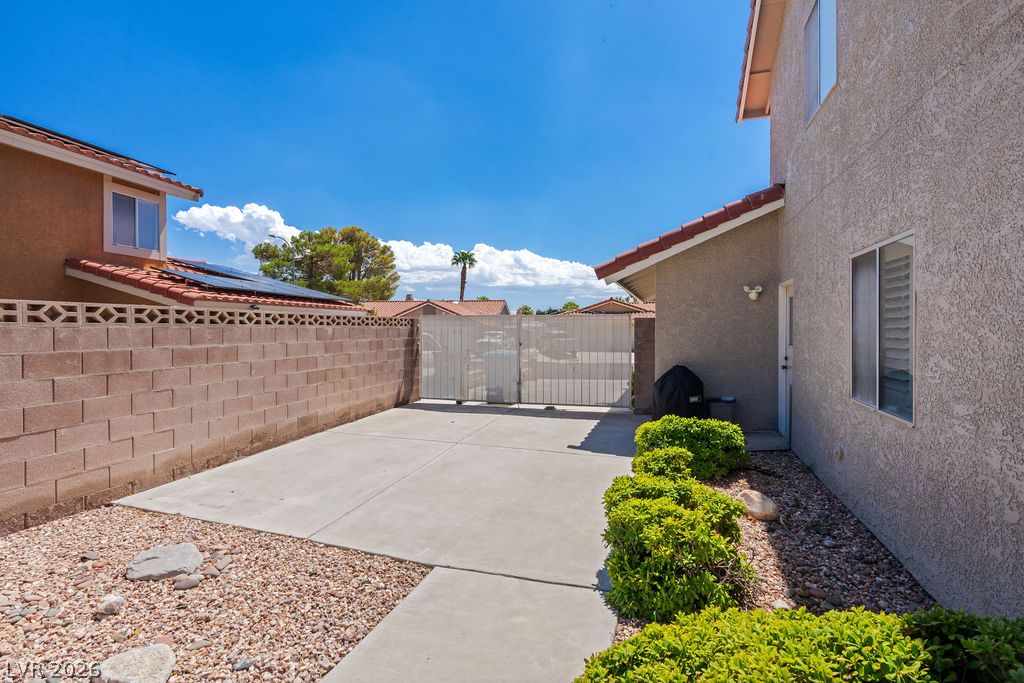 8420 Eddy Stone Avenue Las Vegas NV 89117