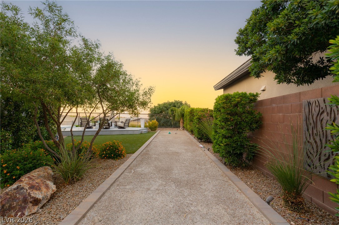 6100 Stone Rise Street Las Vegas NV 89135