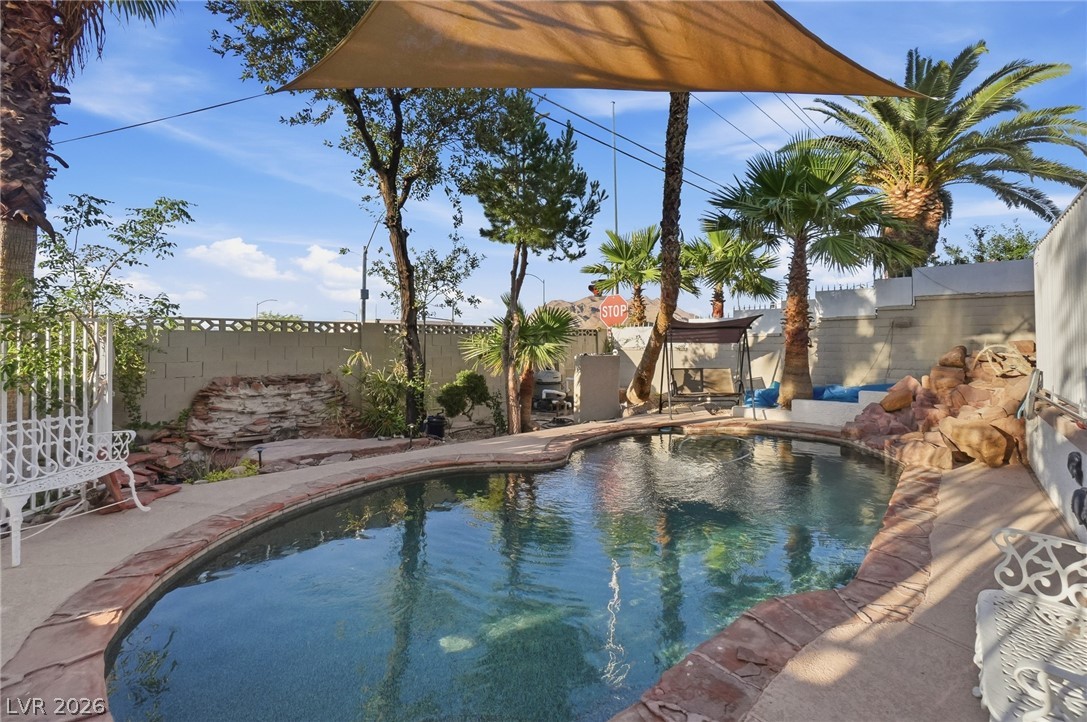 2395 Los Feliz Street Las Vegas NV 89156