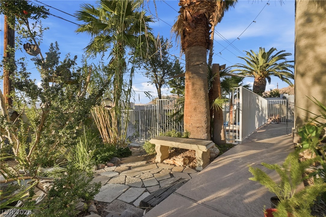 2395 Los Feliz Street Las Vegas NV 89156