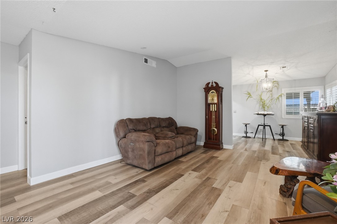2395 Los Feliz Street Las Vegas NV 89156