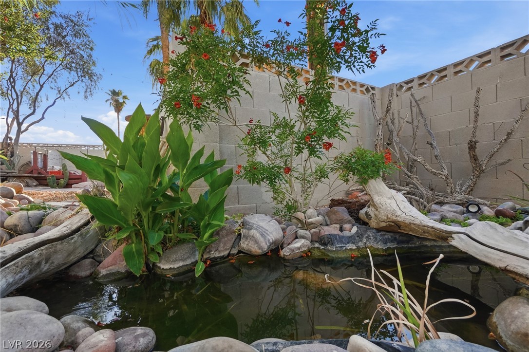 2395 Los Feliz Street Las Vegas NV 89156