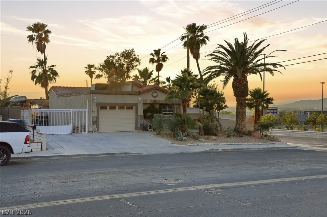2395 Los Feliz Street Las Vegas NV 89156