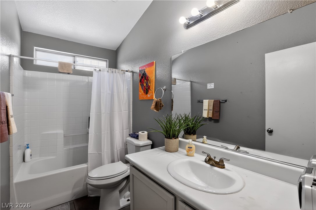 2001 Garnet Gable Avenue Las Vegas NV 89106