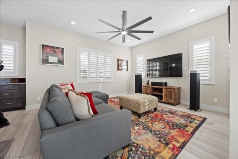 4262 Swift Street Las Vegas NV 89135