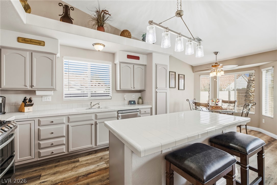 8021 Canyon Wren Avenue Las Vegas NV 89149