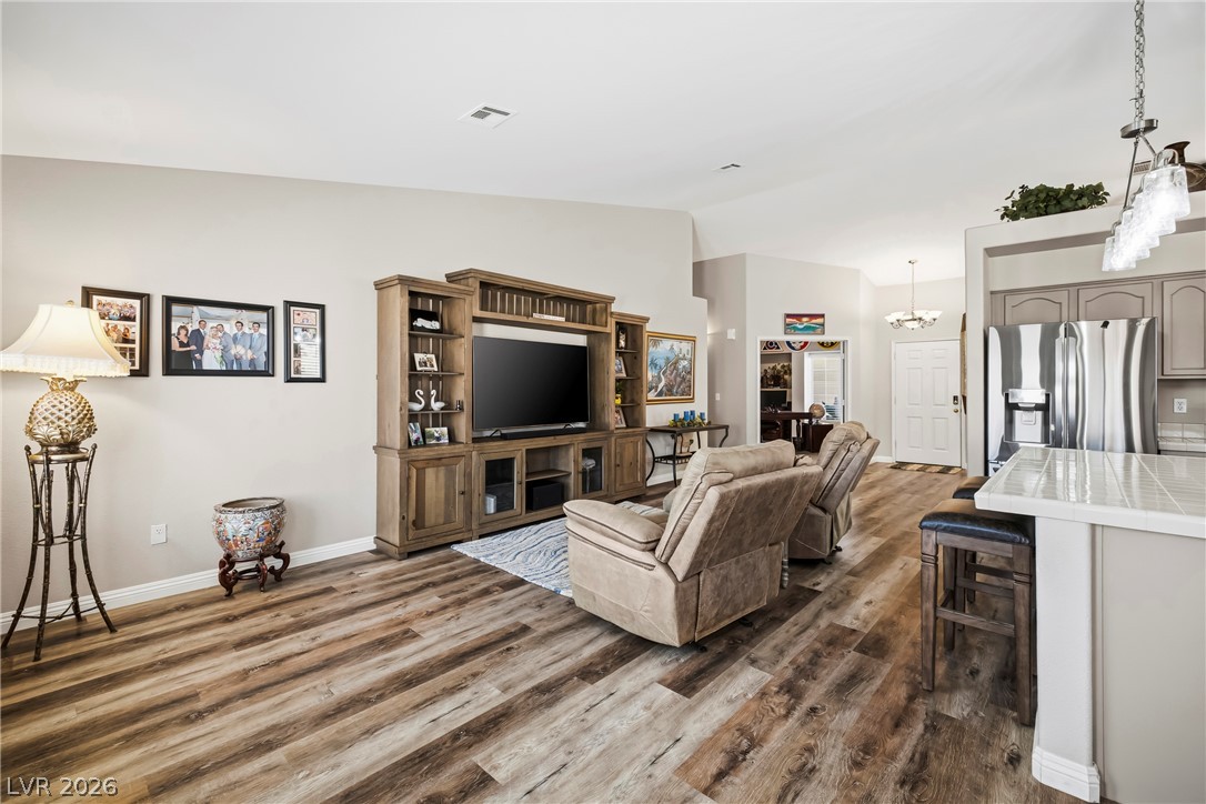8021 Canyon Wren Avenue Las Vegas NV 89149