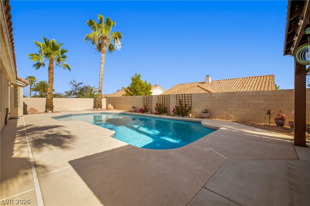 8021 Canyon Wren Avenue Las Vegas NV 89149