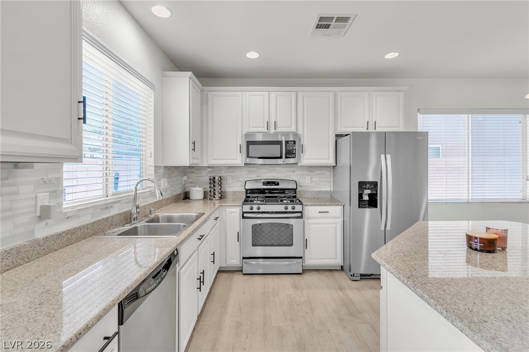 10534 Hartford Hills Avenue Las Vegas NV 89166