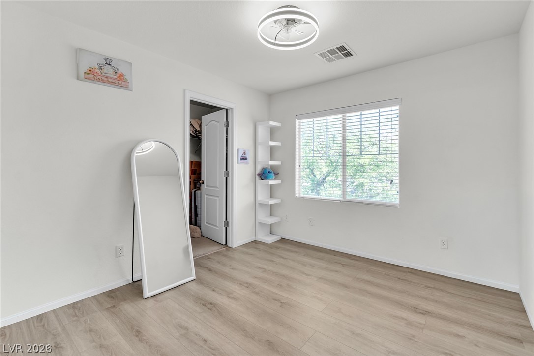 10534 Hartford Hills Avenue Las Vegas NV 89166