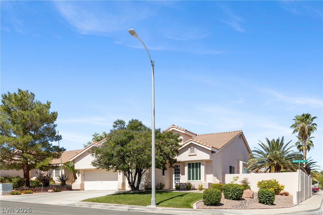 1944 Falcons Lair Lane Henderson NV 89012