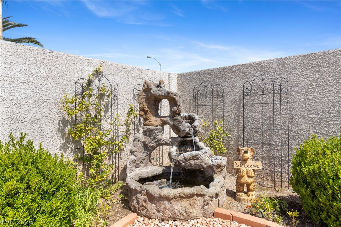 1944 Falcons Lair Lane Henderson NV 89012