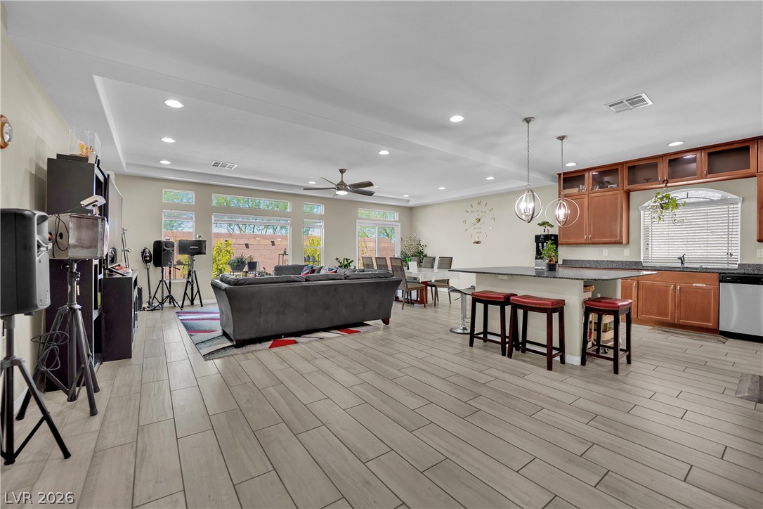 6464 Pear Valley Lane Las Vegas NV 89118
