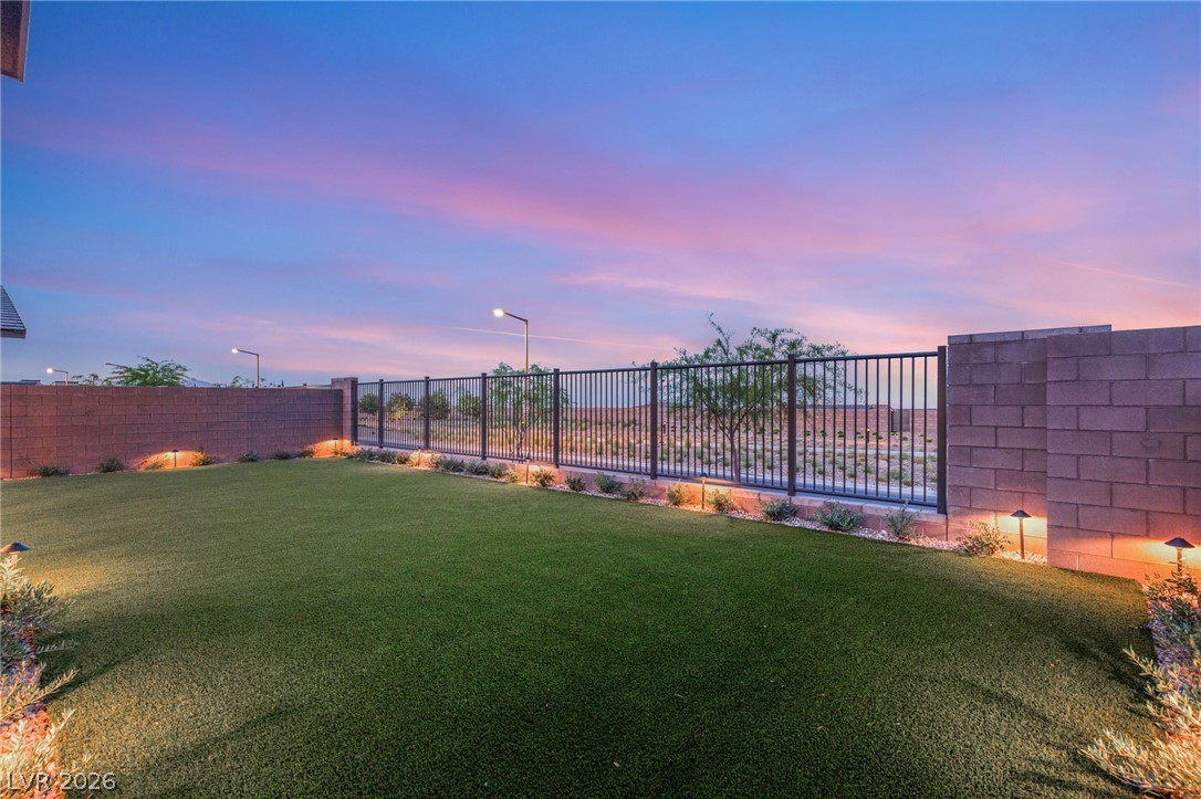 484 Windstone Crest Avenue Las Vegas NV 89138