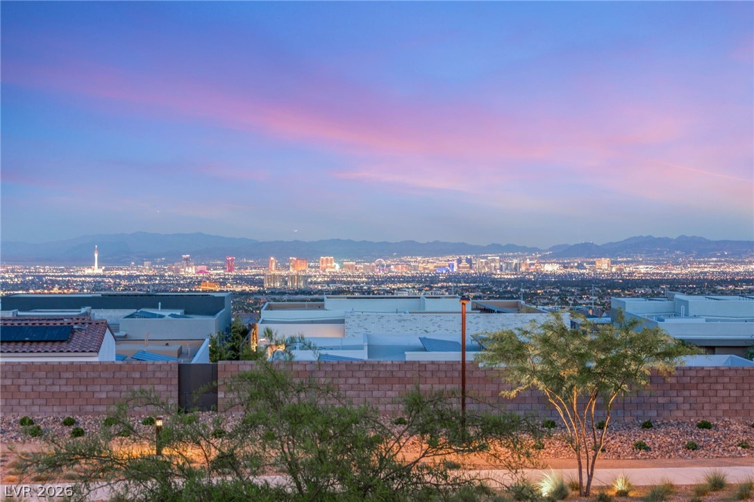 484 Windstone Crest Avenue Las Vegas NV 89138