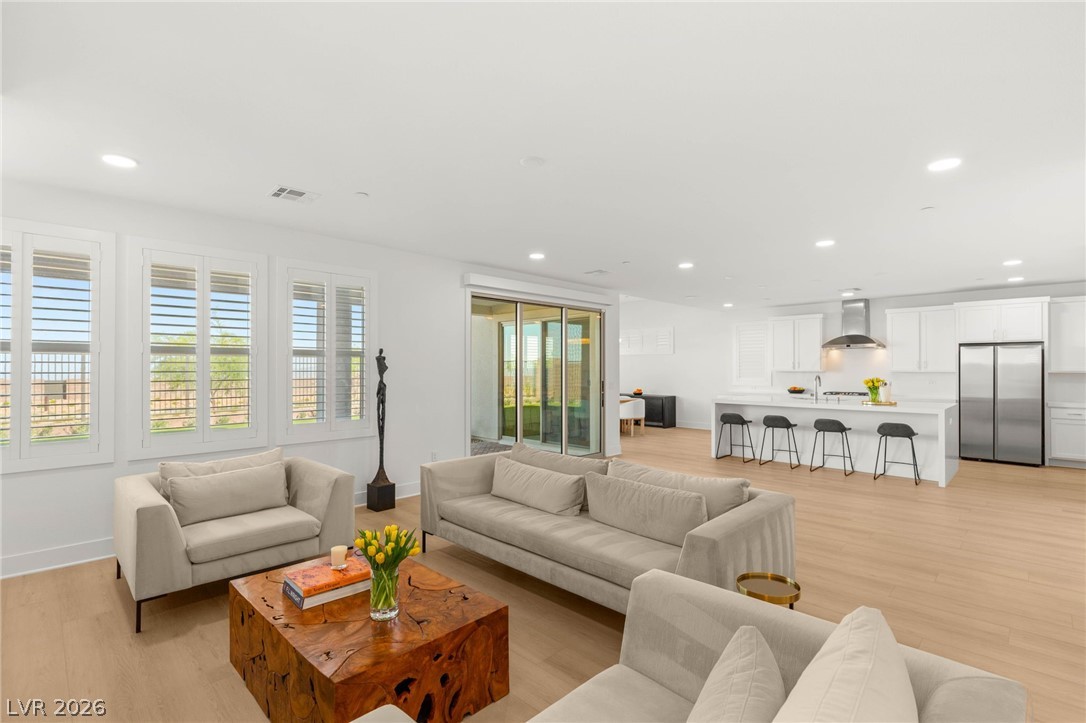 484 Windstone Crest Avenue Las Vegas NV 89138