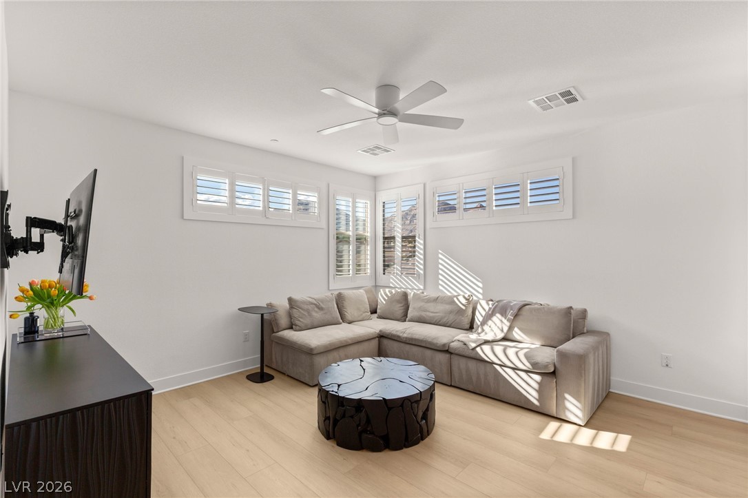 484 Windstone Crest Avenue Las Vegas NV 89138