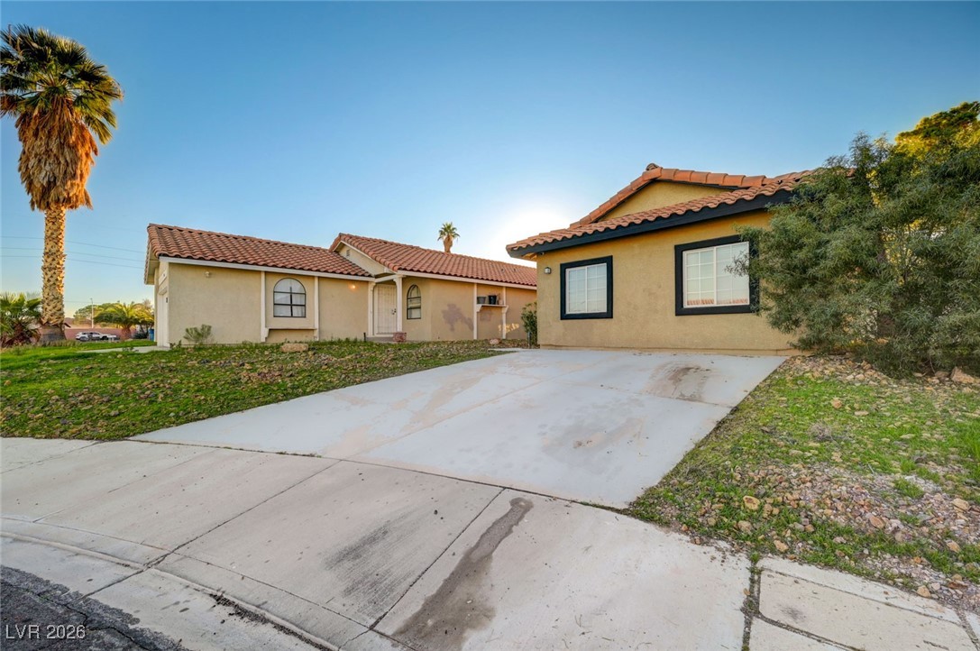 1040 Neil Armstrong Circle Las Vegas NV 89145