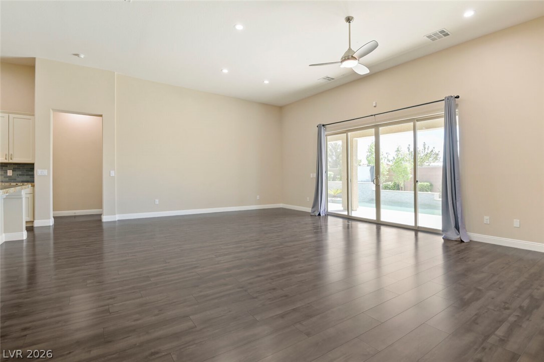 3895 Valles Caldera Court Las Vegas NV 89118