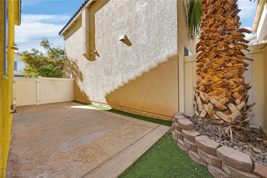 7282 Phlox Road Las Vegas NV 89113