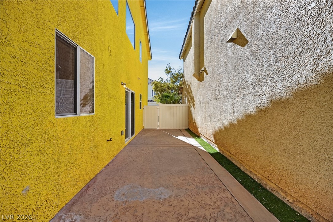 7282 Phlox Road Las Vegas NV 89113
