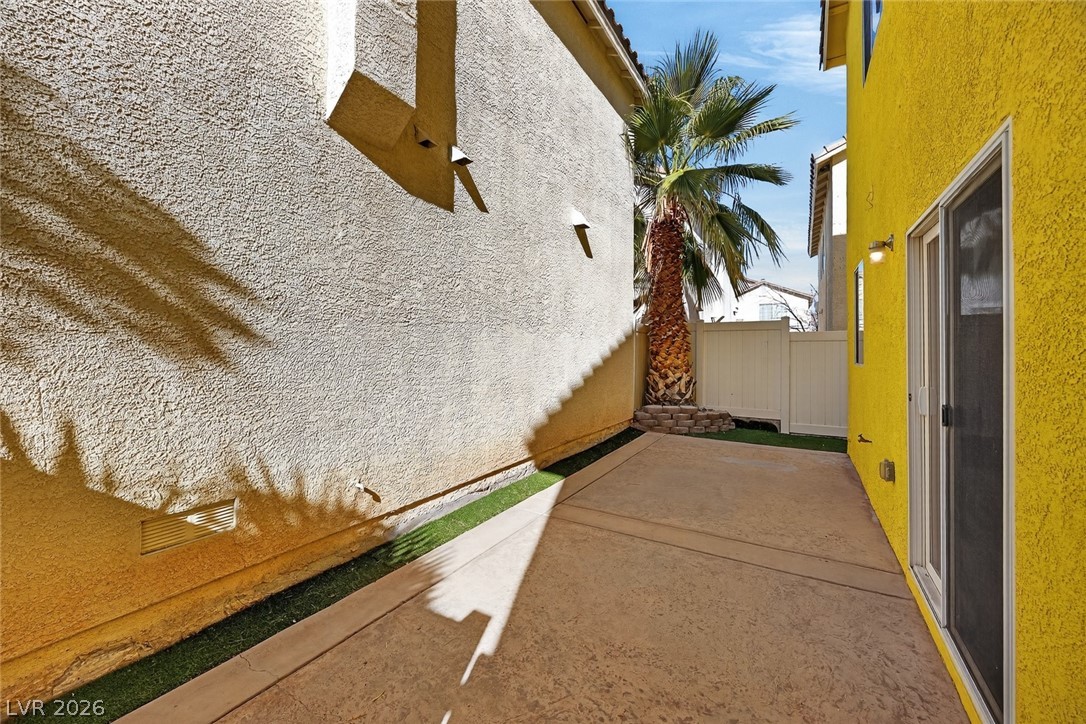 7282 Phlox Road Las Vegas NV 89113