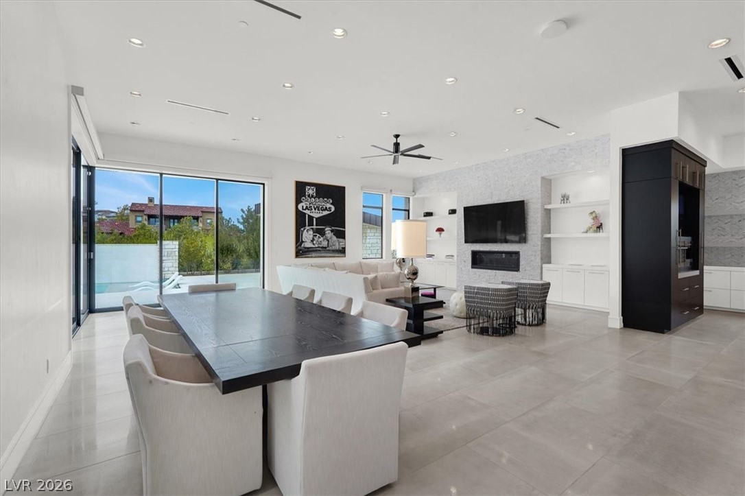 20 Pebble Hills Court Las Vegas NV 89141