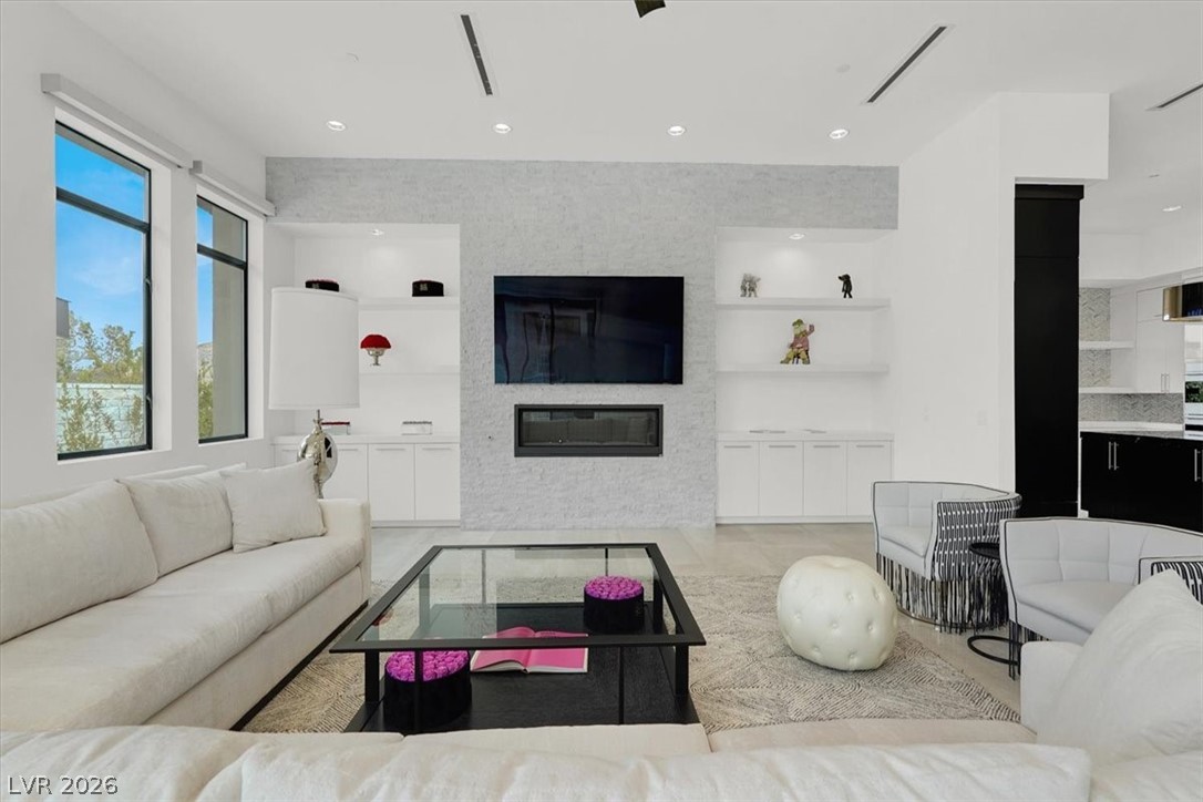 20 Pebble Hills Court Las Vegas NV 89141