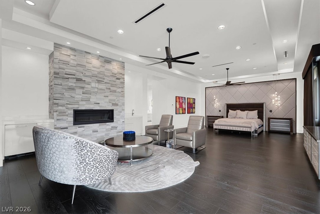 20 Pebble Hills Court Las Vegas NV 89141