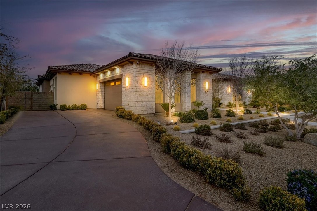 20 Pebble Hills Court Las Vegas NV 89141