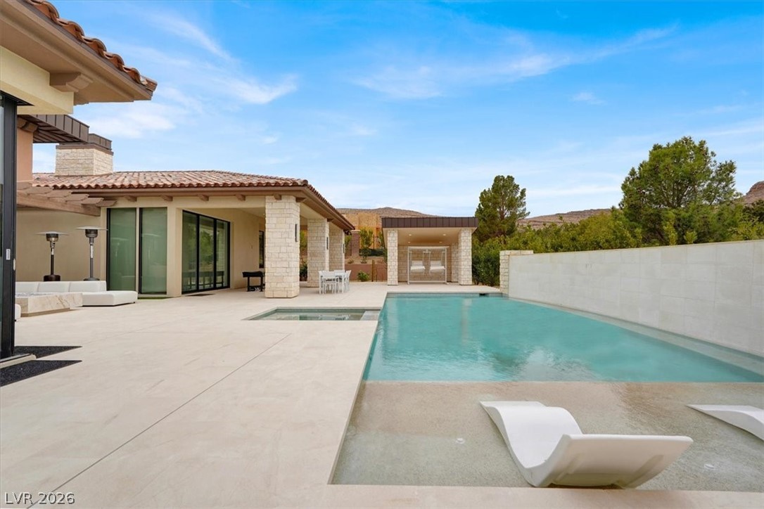 20 Pebble Hills Court Las Vegas NV 89141