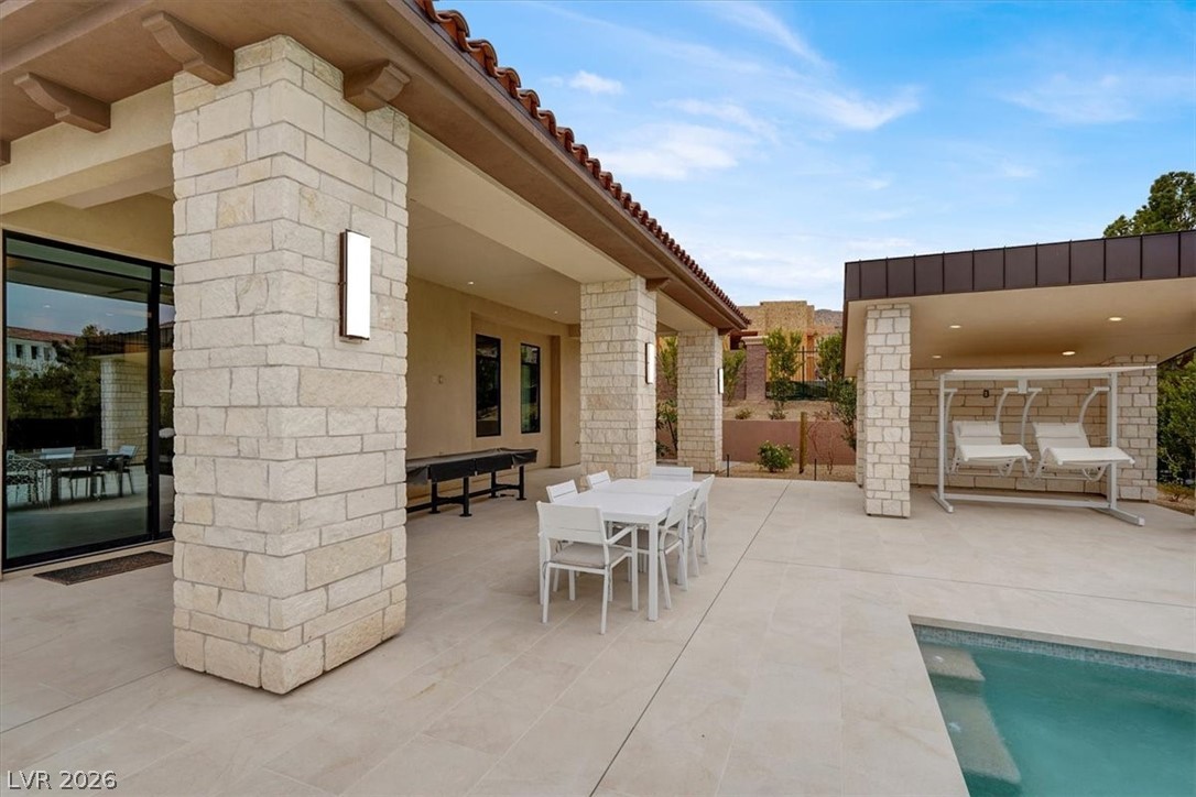 20 Pebble Hills Court Las Vegas NV 89141
