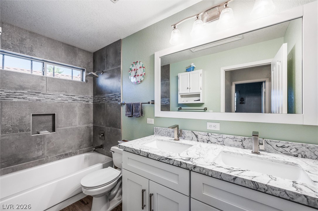 7829 Desert Candle Way Las Vegas NV 89128