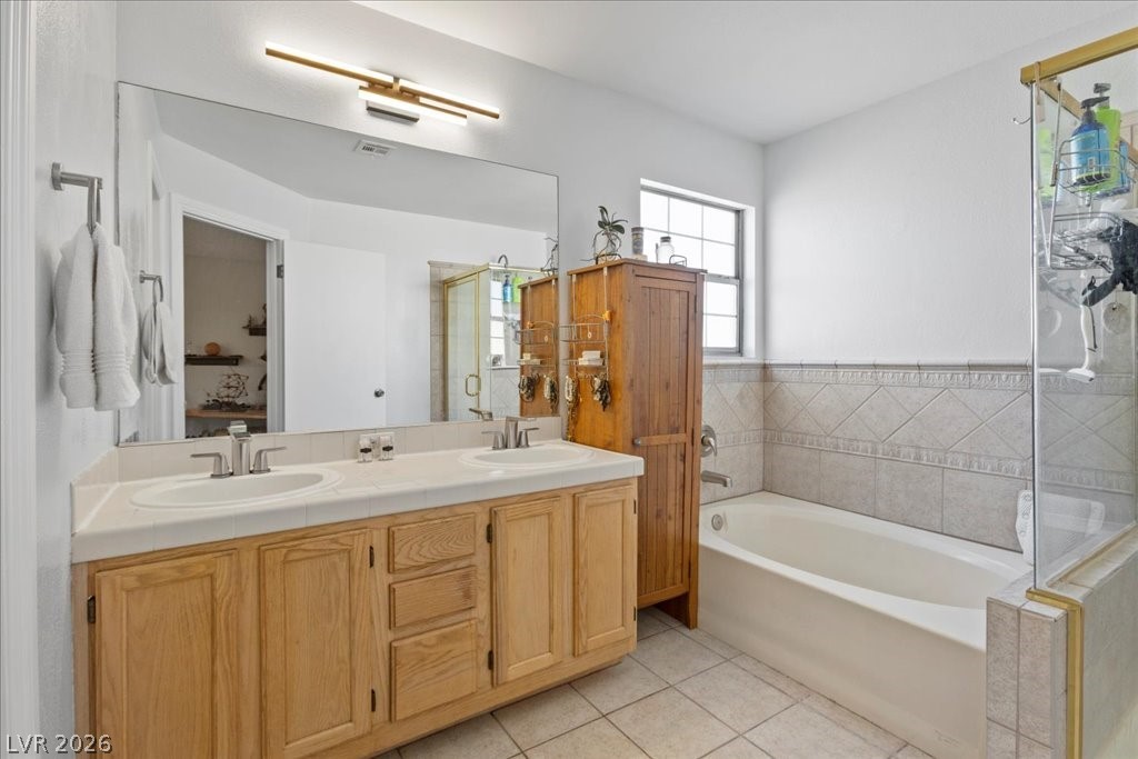 2512 Vista Mar Drive Las Vegas NV 89128