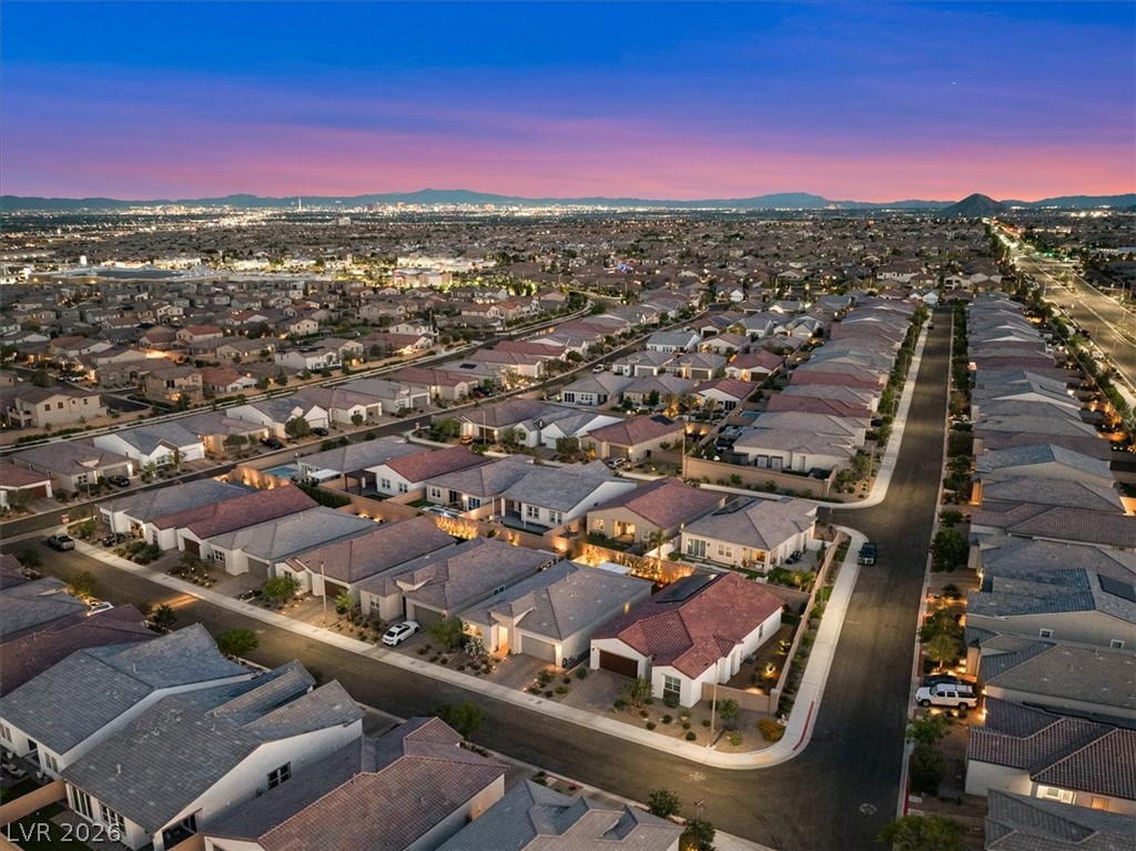 9987 Yetti Stroll Avenue Las Vegas NV 89166