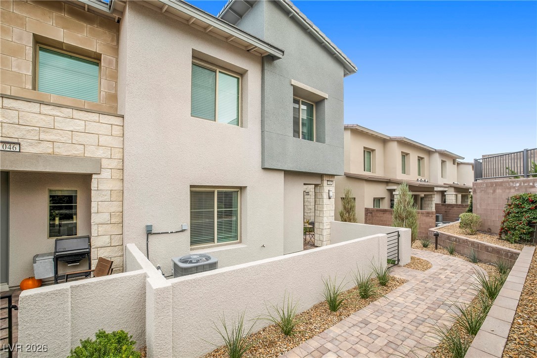 600 North Carriage Hill Drive 1045 Las Vegas NV 89138