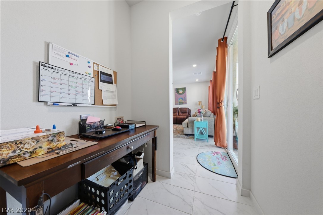 6719 Traveling Palmer Street North Las Vegas NV 89086
