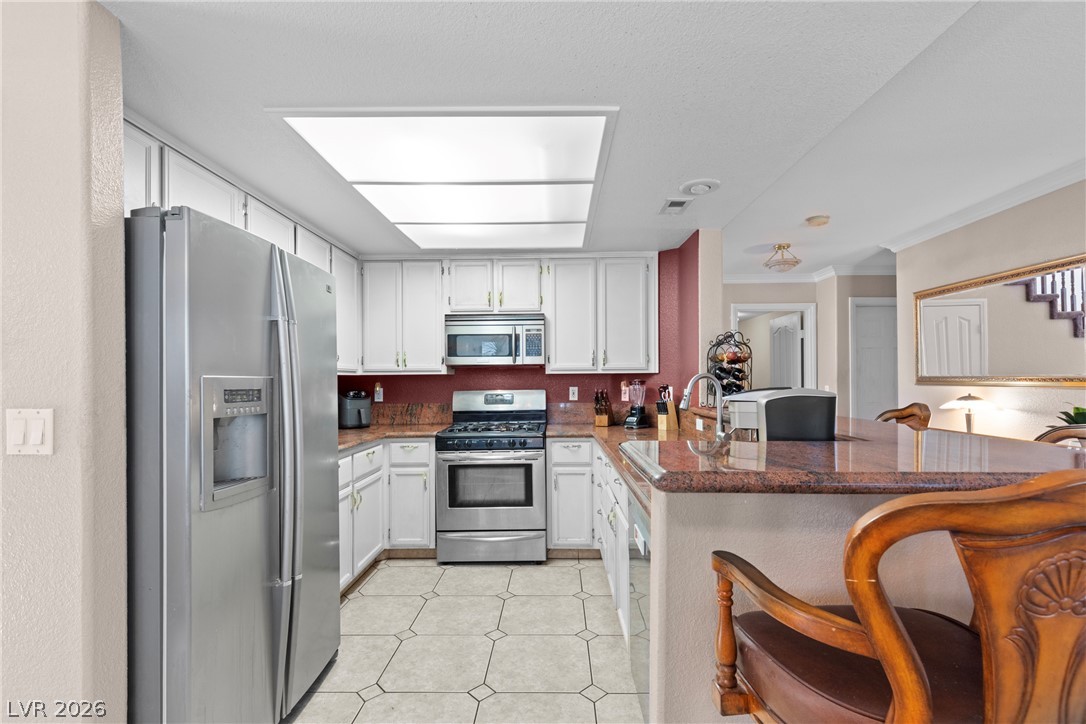 2000 Summit Pointe Drive Las Vegas NV 89117