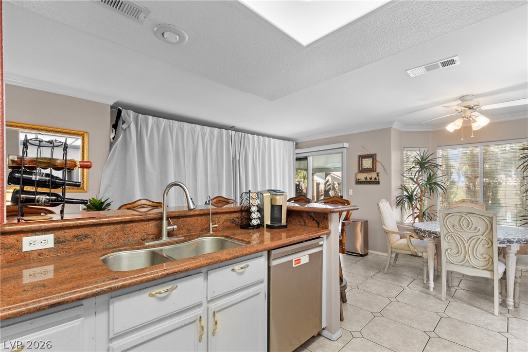 2000 Summit Pointe Drive Las Vegas NV 89117