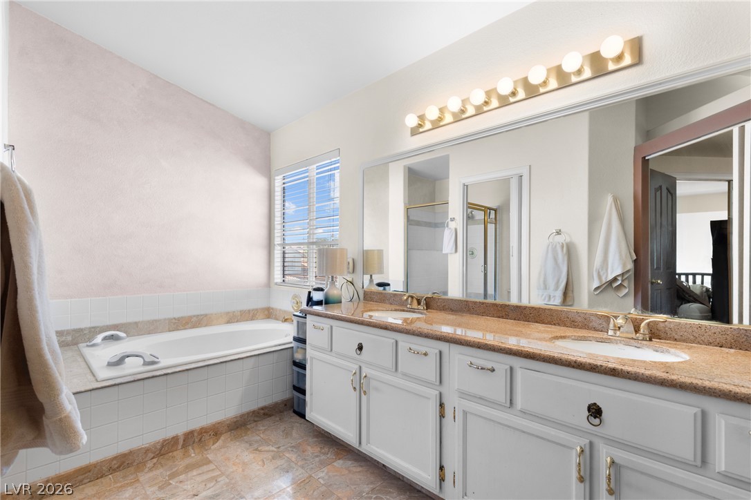 2000 Summit Pointe Drive Las Vegas NV 89117