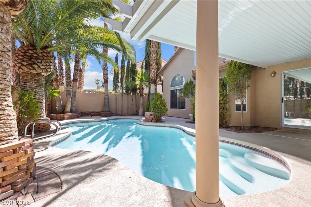 2000 Summit Pointe Drive Las Vegas NV 89117