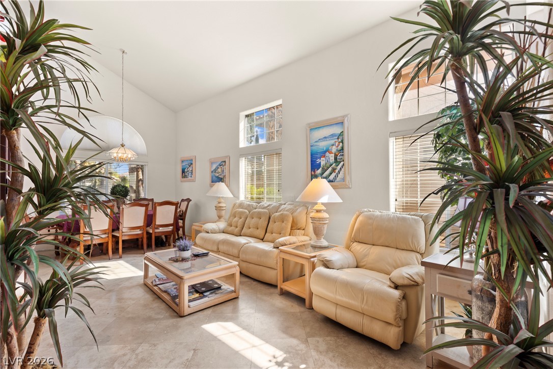 2000 Summit Pointe Drive Las Vegas NV 89117