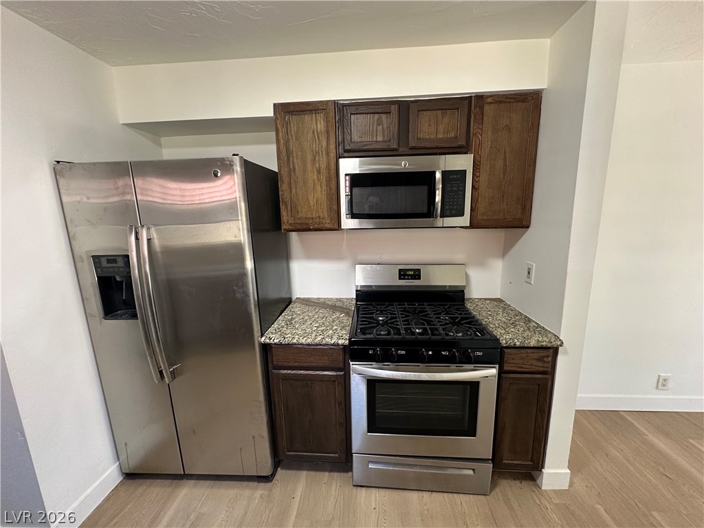 2876 Escuela Street Las Vegas NV 89121