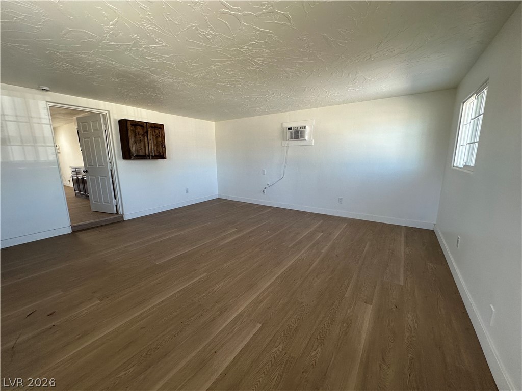 2876 Escuela Street Las Vegas NV 89121